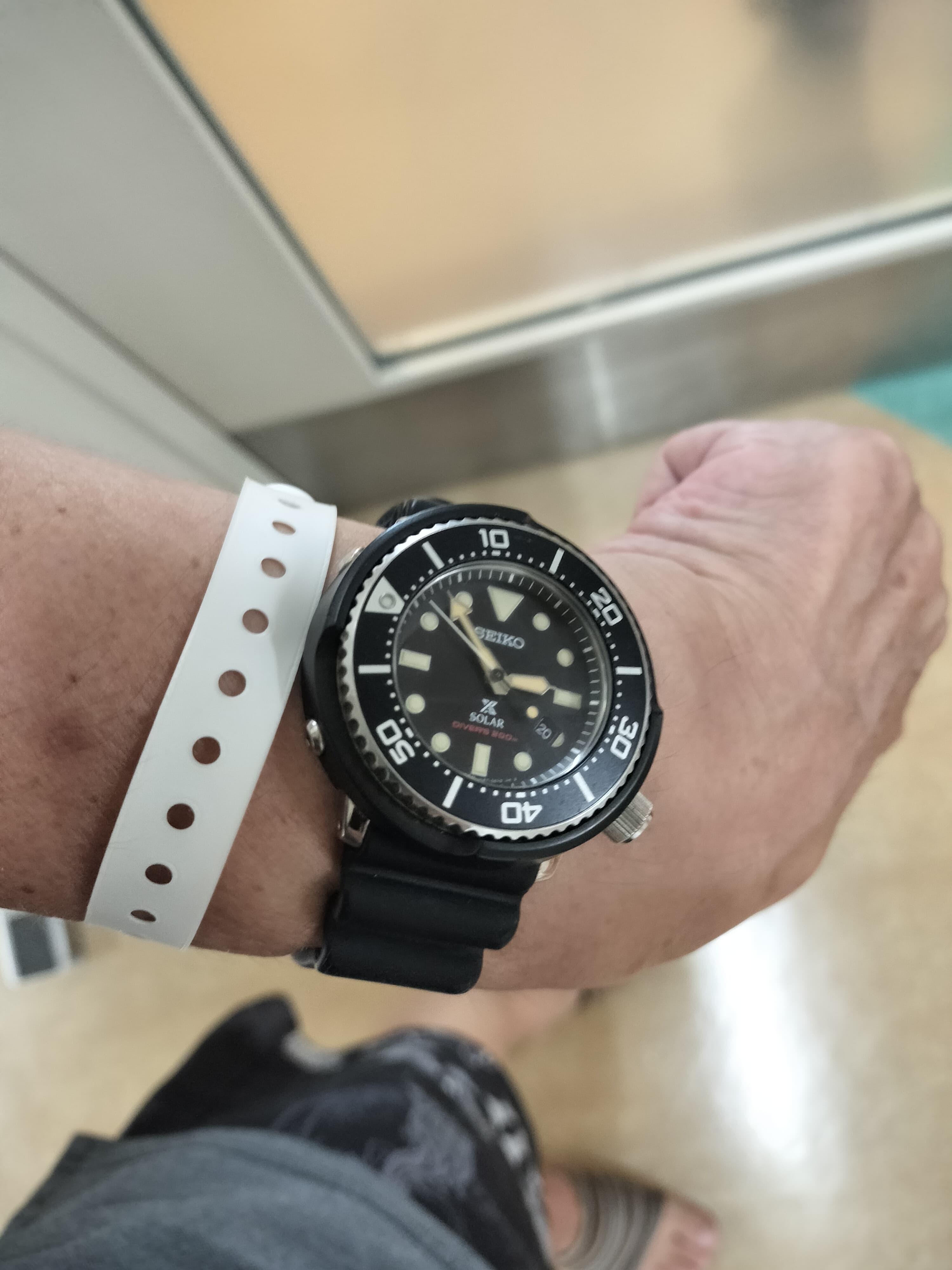 SEIKO プロスペックス ダイバーズウォッチ ソーラー 200m防水 タートル型 ブラック