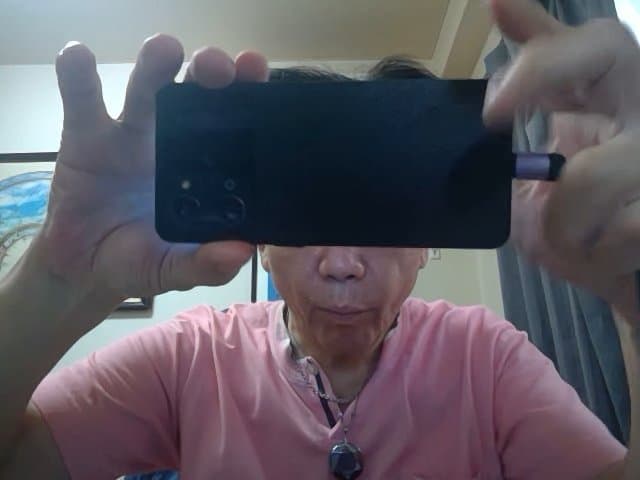 スマートフォン 本体 ブラック 大画面 マルチカメラ搭載